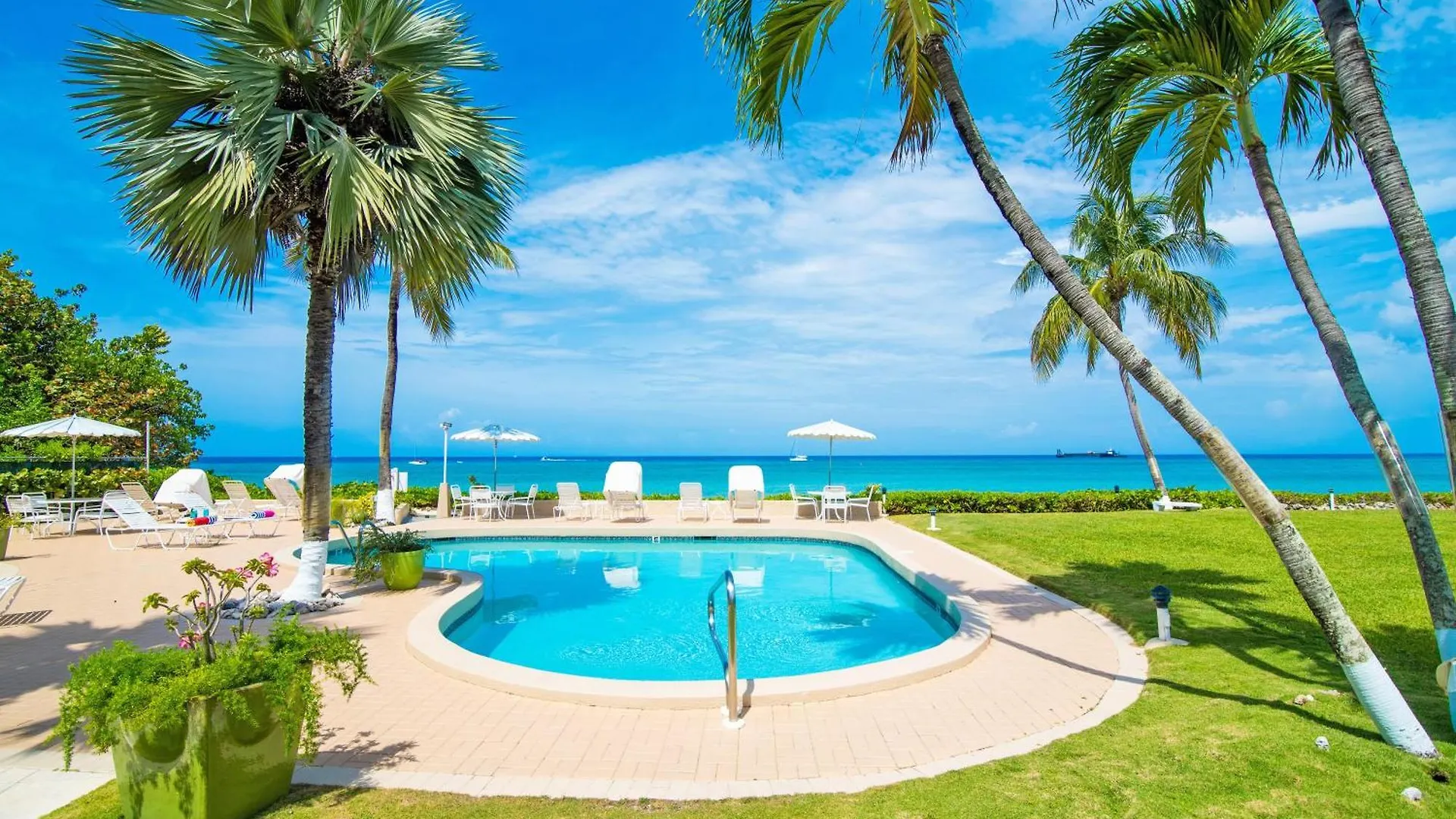 Cocoplum #8 Condo George Town 0*,  Caymanöarna