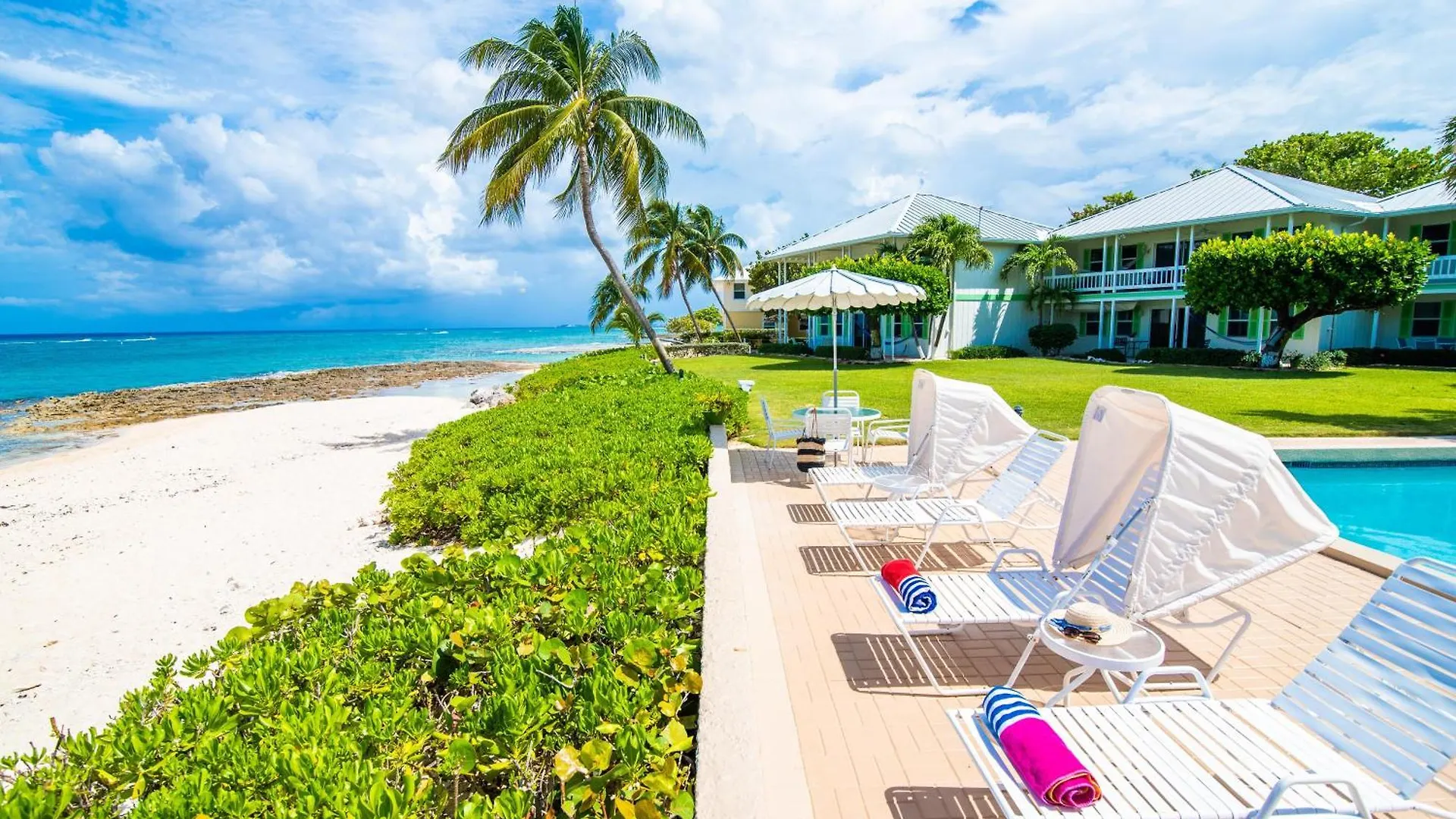 Cocoplum #8 Condo George Town